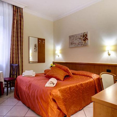 Hotel Suite Caesar Roma Ngoại thất bức ảnh