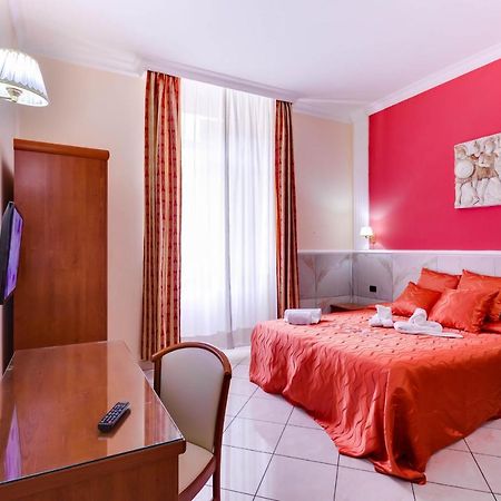 Hotel Suite Caesar Roma Ngoại thất bức ảnh