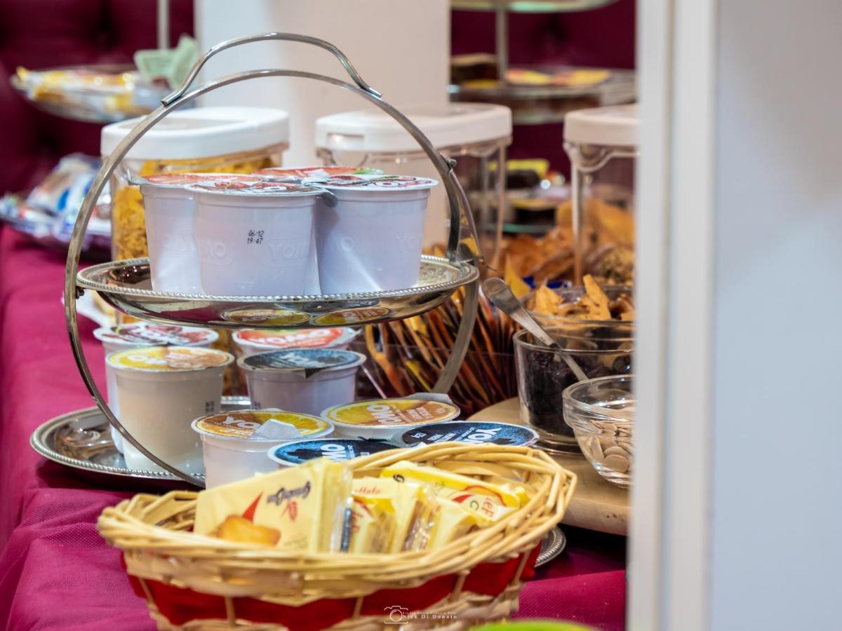 Hotel Suite Caesar Roma Ngoại thất bức ảnh