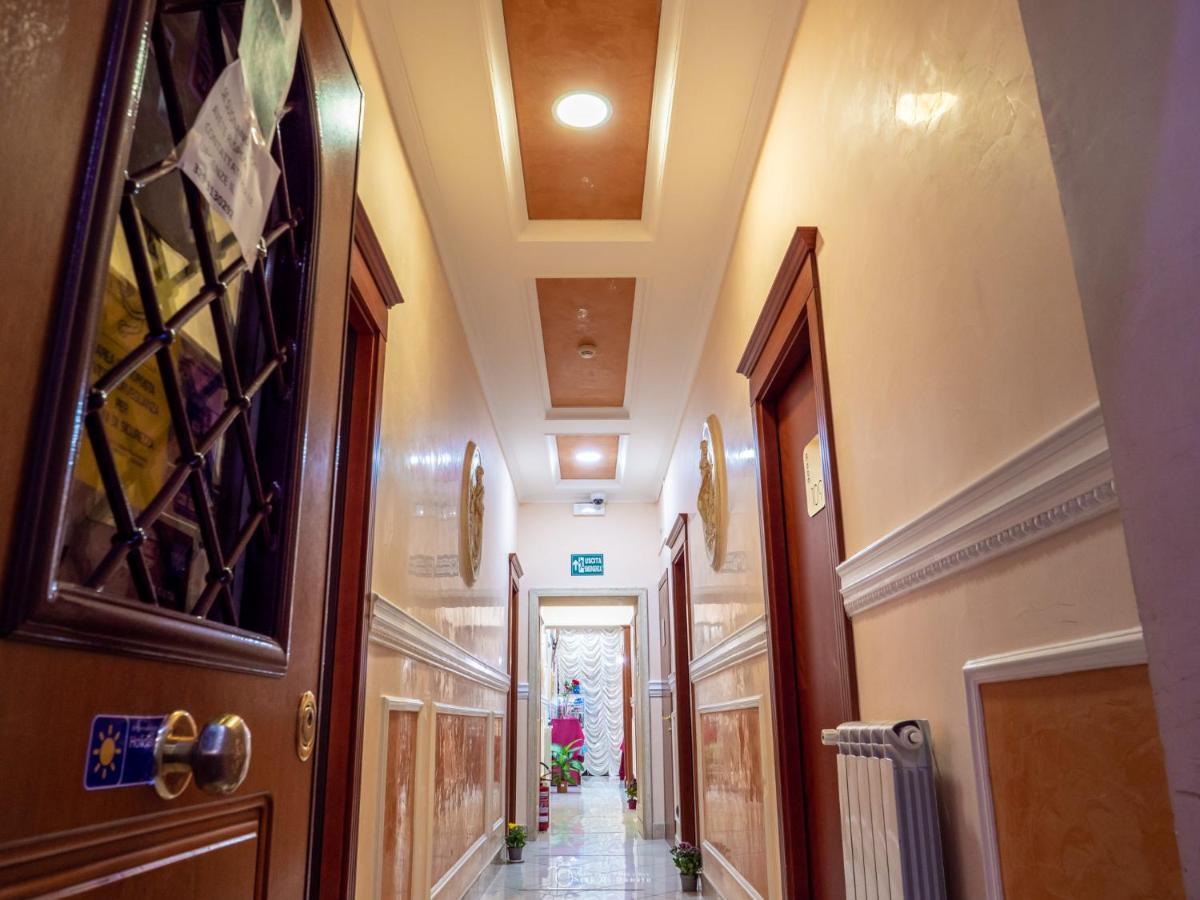 Hotel Suite Caesar Roma Ngoại thất bức ảnh