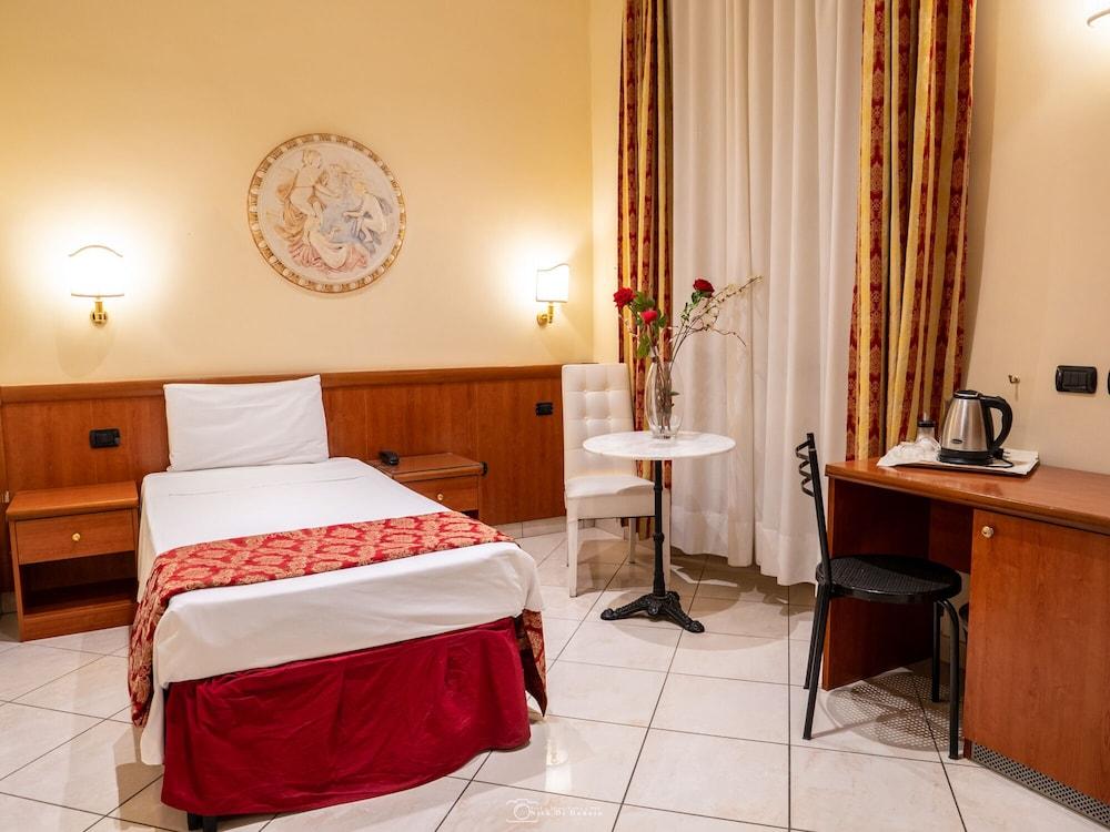 Hotel Suite Caesar Roma Ngoại thất bức ảnh