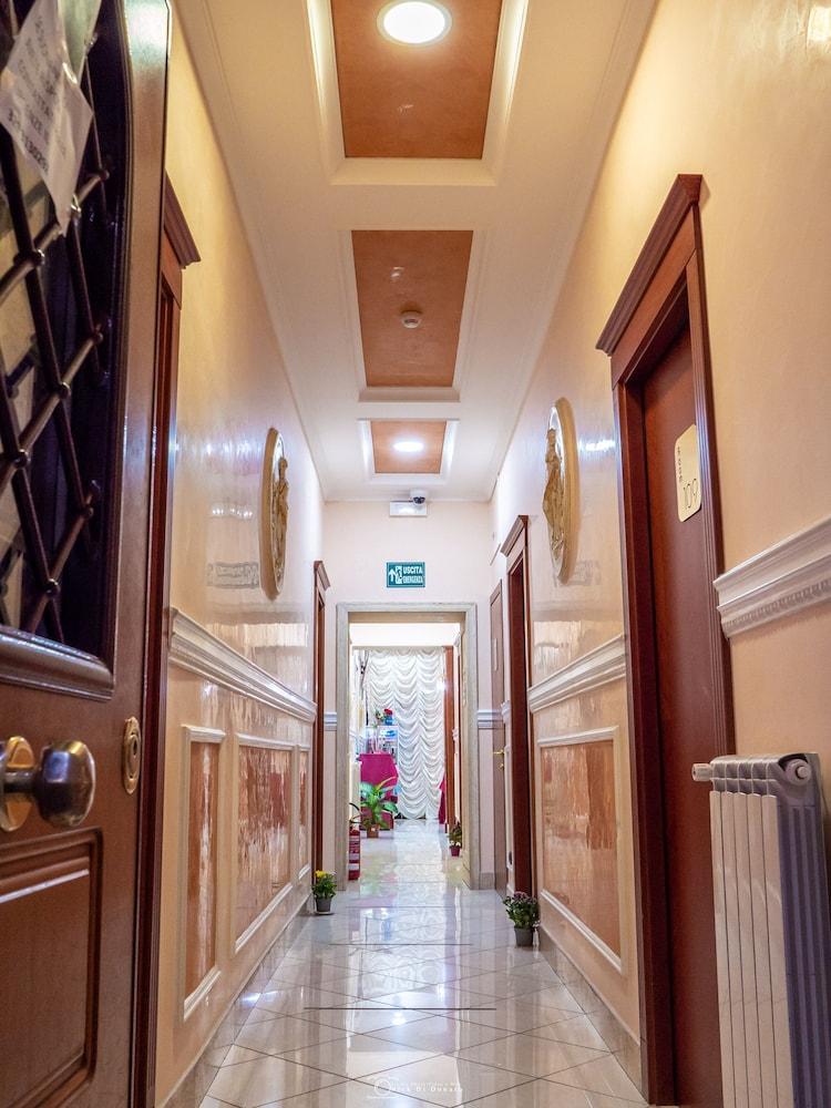 Hotel Suite Caesar Roma Ngoại thất bức ảnh