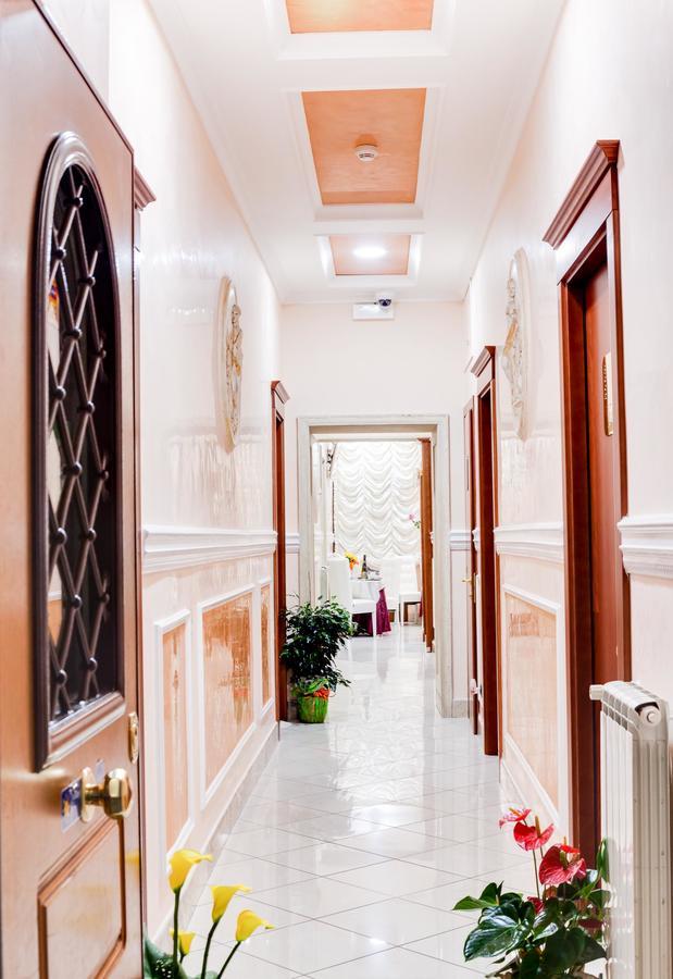Hotel Suite Caesar Roma Ngoại thất bức ảnh